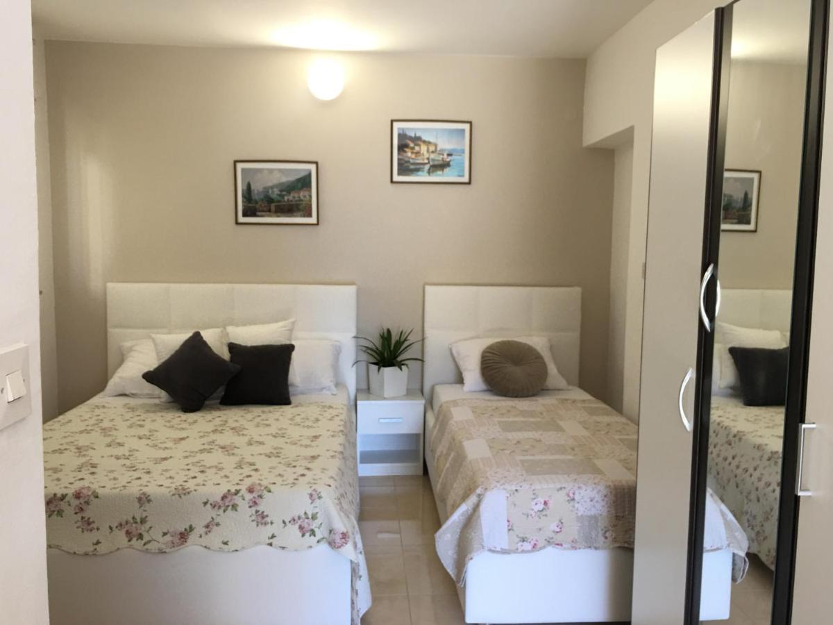 Apartment Vesna Podaca Bagian luar foto