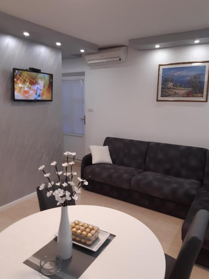 Apartment Vesna Podaca Bagian luar foto