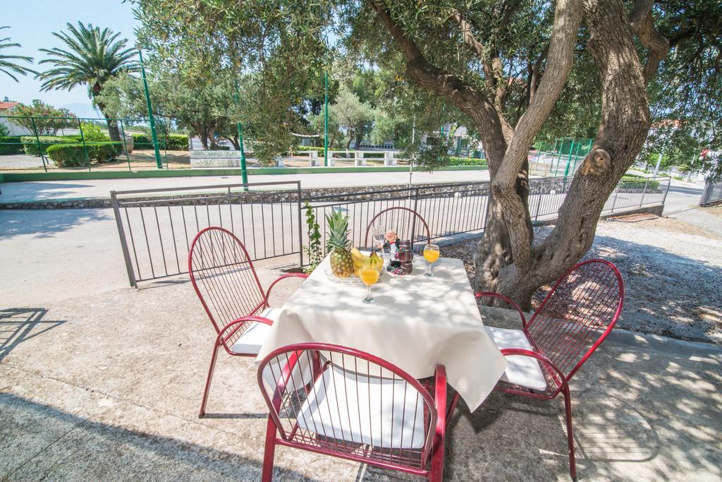 Apartment Vesna Podaca Bagian luar foto